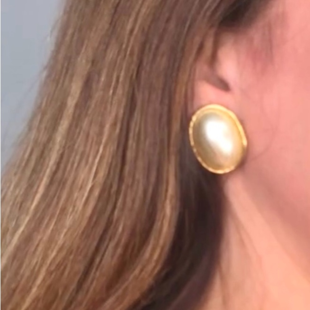 Christian Dior Vintage 1990s Faux Pearl Clip-on Earrings Authentic Signed - Picture 7 of 8